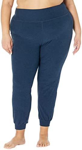 Beyond Yoga Plus Size Spacacedye Midi Joggers Pant for Women Oferece ajuste relaxado, tecido respirável e dois bolsos laterais