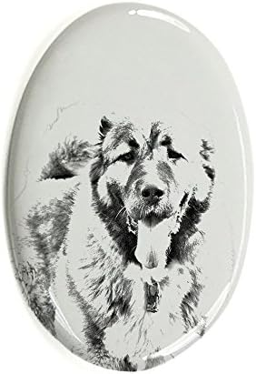Cão de pastor caucasiano, lápide oval de azulejo de cerâmica com uma imagem de um cachorro