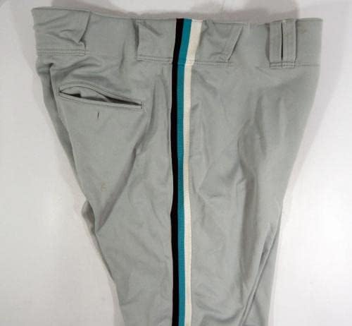 2001 Florida Marlins Charles Johnson Game usou calças cinza 38 DP36454 - Game usado calças MLB usadas